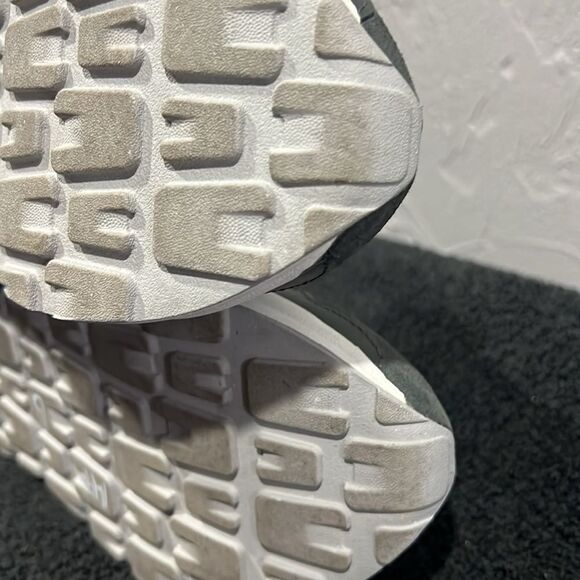 🔥🔥 New Balance 57/40 Low Blacktop Running Shoes Women Sz 7.5 - EXCELLENT - Picture 13 of 14